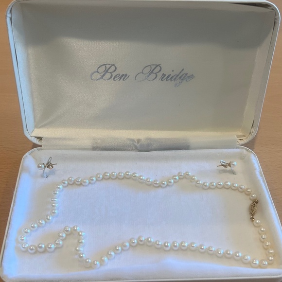 Ben Bridge Pearl Earrings & Necklace - Picture 1 of 2
